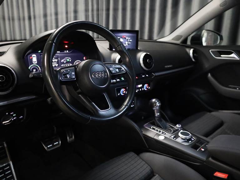 Audi A3 1,4 e-tron Sport Sportback S-tr.