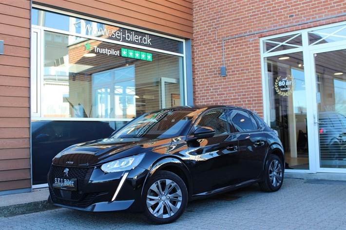 Sort Peugeot e-208 fra 2020