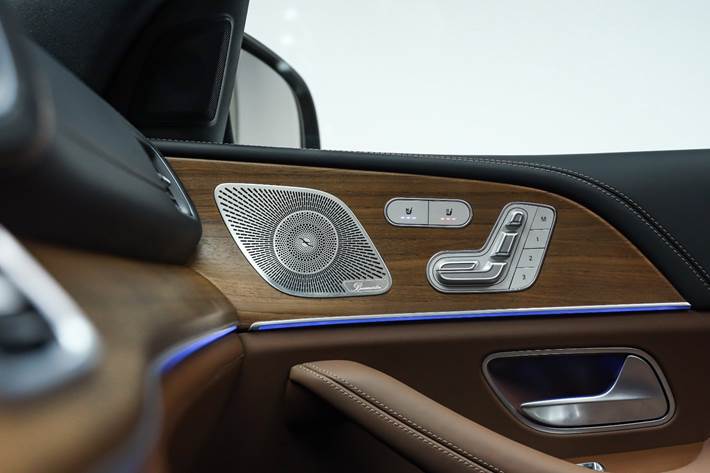 Sort Mercedes GLE63 fra 2023