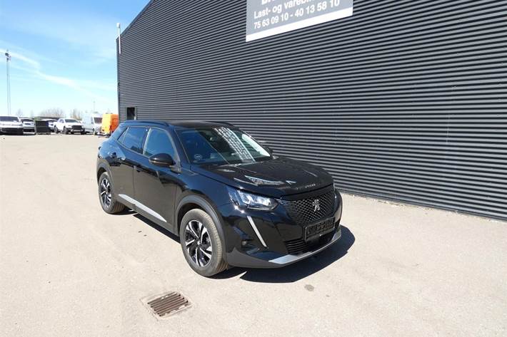 Sort Peugeot 2008 fra 2021