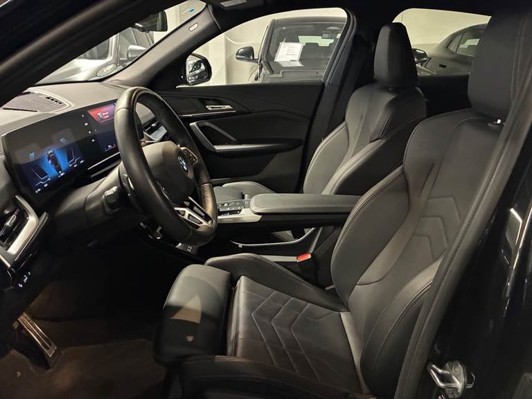 BMW iX2 xDrive30 M-Sport Premium