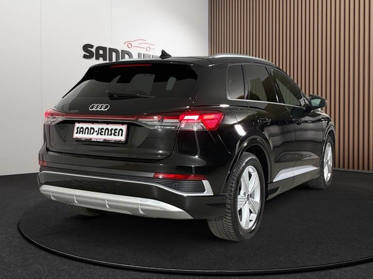 Audi Q4 e-tron 45 Ultra S-line Van