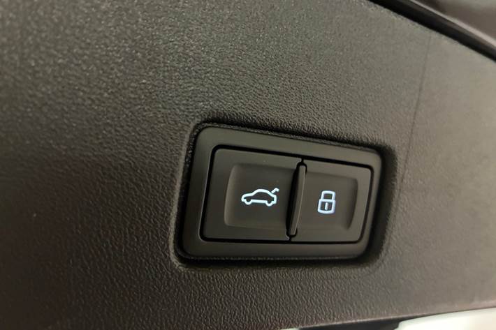 Sort Audi Q4 e-tron fra 2024