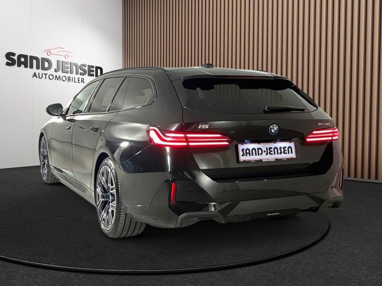 BMW i5 eDrive40 Touring M-Sport Van