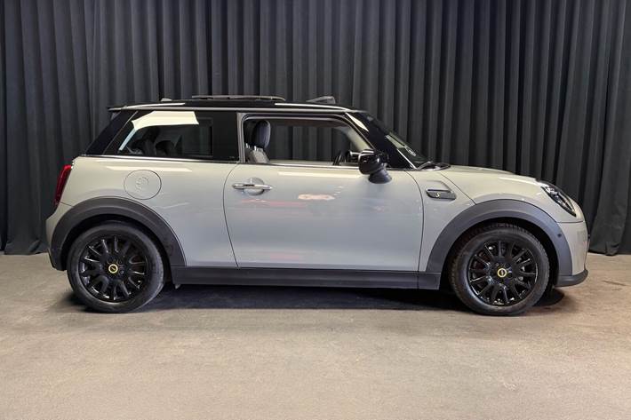 Grå Mini Cooper fra 2022