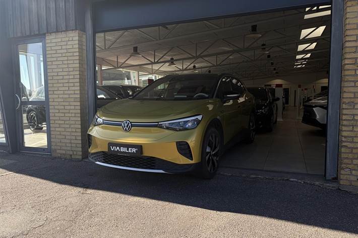 Gul VW ID.4 fra 2020