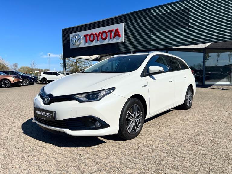 Toyota Auris 1,8 Touring Sports Hybrid H2 Selected 136HK Stc Aut.