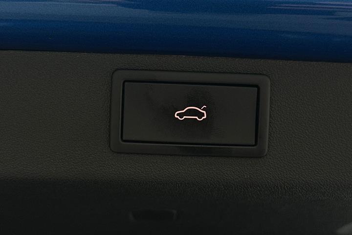 Blå Skoda Enyaq fra 2022