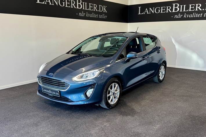Blå Ford Fiesta fra 2020 set udefra
