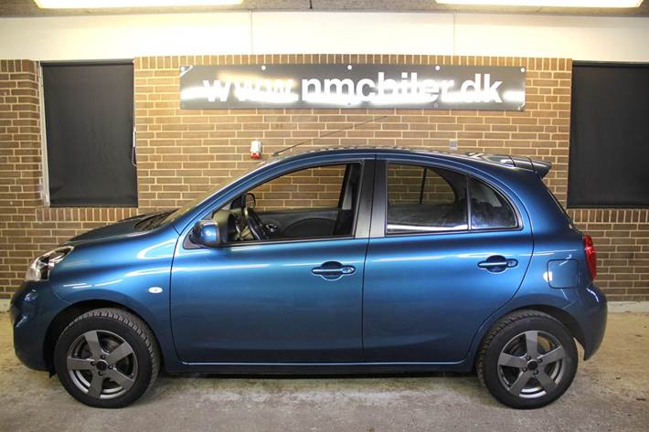 Blå Nissan Micra fra 2014