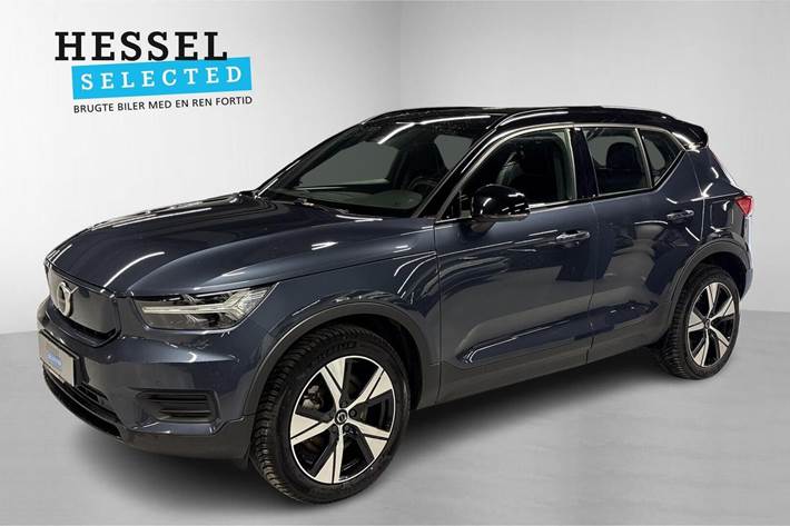 Blå Volvo XC40 fra 2022