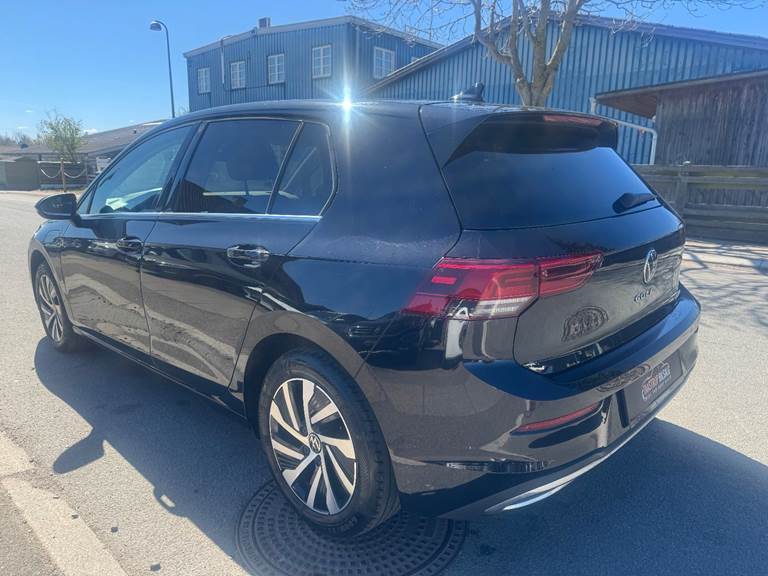 VW Golf VIII 1,4 eHybrid DSG