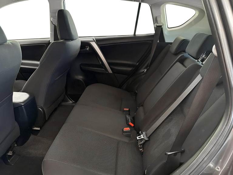 Toyota RAV4 2,0 D-4D T3