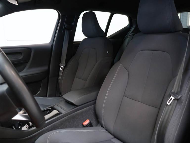 Volvo XC40 P6 ReCharge Core