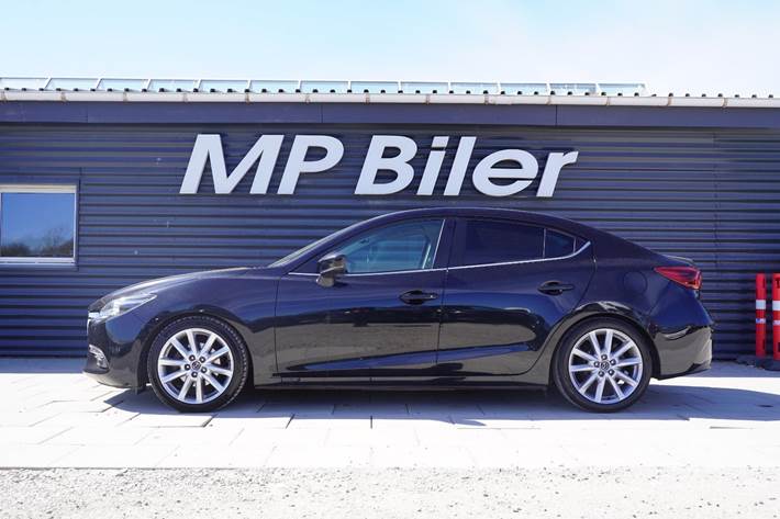 Sort Mazda 3 fra 2018