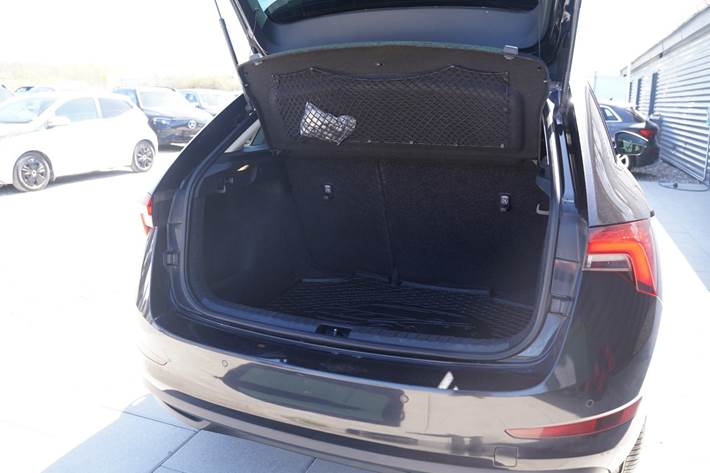 Sort Skoda Scala fra 2020