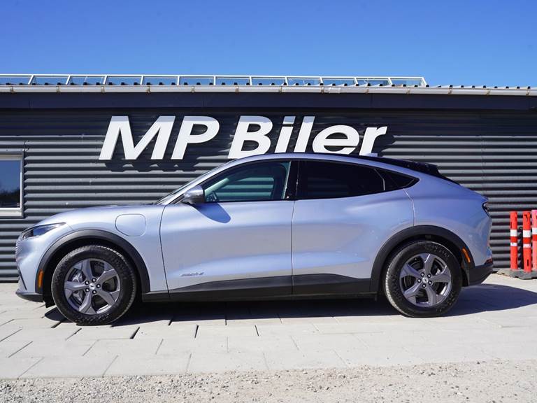 Ford Mustang Mach-E 73 Standard Range