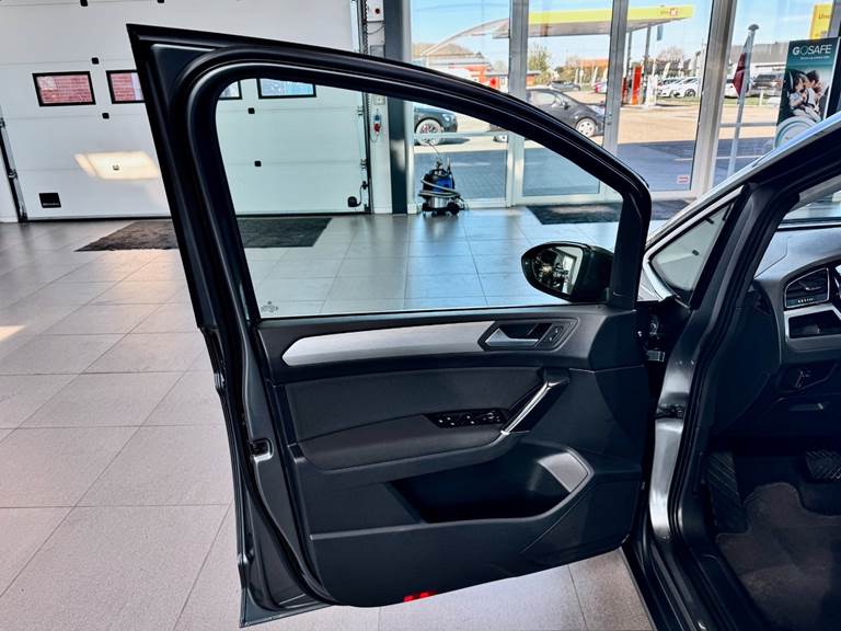 VW Touran 1,4 TSi 150 Highline DSG 7prs