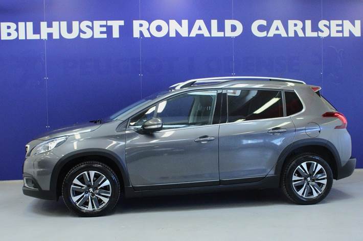 Grå Peugeot 2008 fra 2019