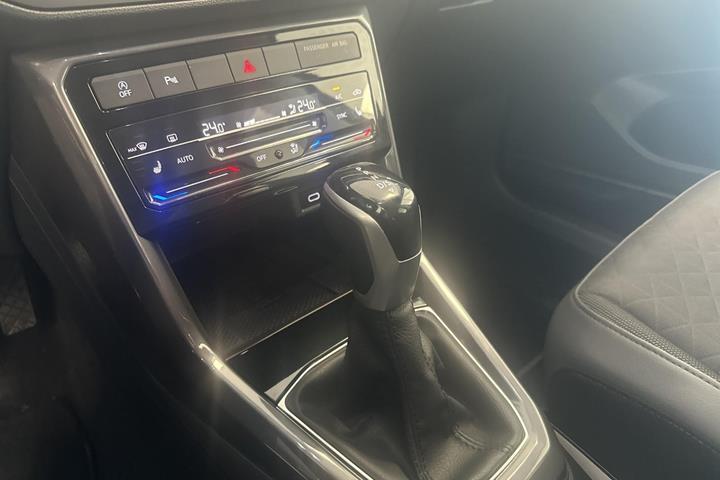 Blå VW T-Cross fra 2022