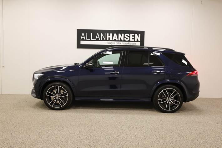 Blå Mercedes GLE350 de fra 2022