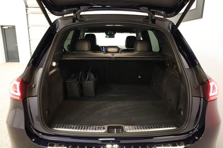 Blå Mercedes GLE350 de fra 2022