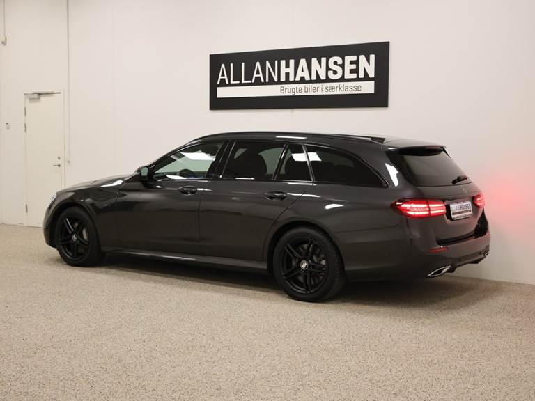 Mercedes E300 de 2,0 AMG Line stc. aut.