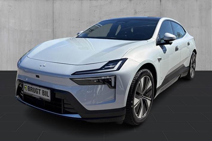 Sølv Polestar 4 fra 2024
