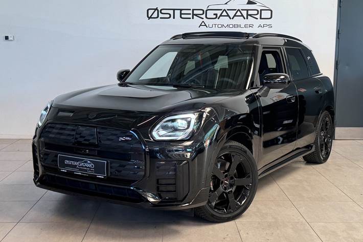 Sort Mini Countryman SE fra 2024