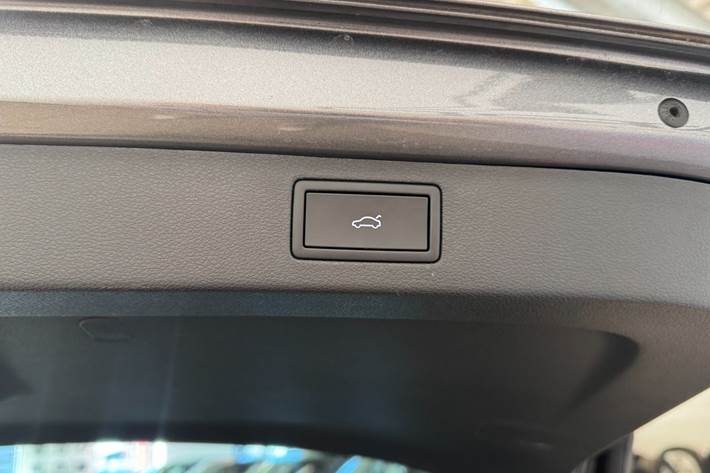 Grå Skoda Kamiq fra 2024