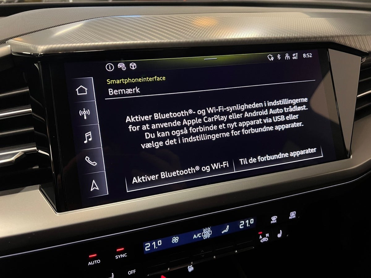 Grå Audi Q4 e-tron fra 2025