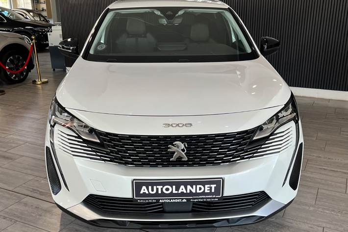 Hvid Peugeot 3008 fra 2021