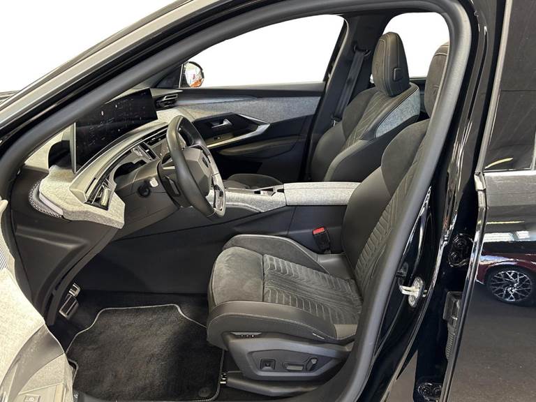 Peugeot e-5008 77 GT Pack 7prs