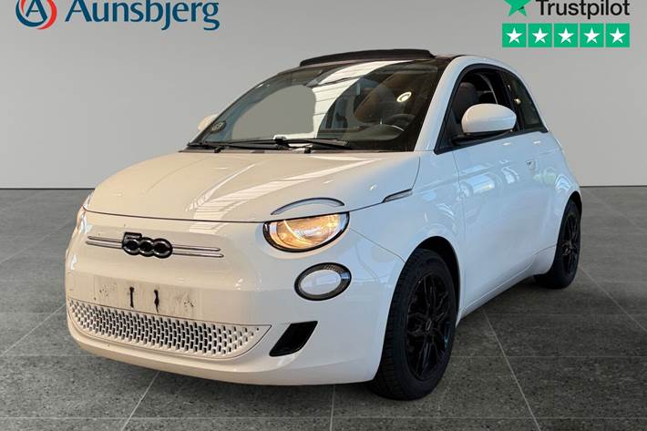 Hvid Fiat 500e fra 2023