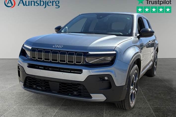 Sølv Jeep Avenger fra 2025