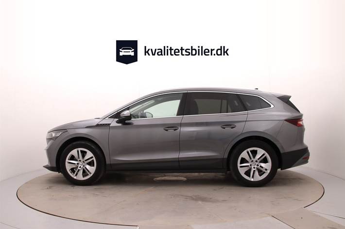 Grå Skoda Enyaq fra 2023