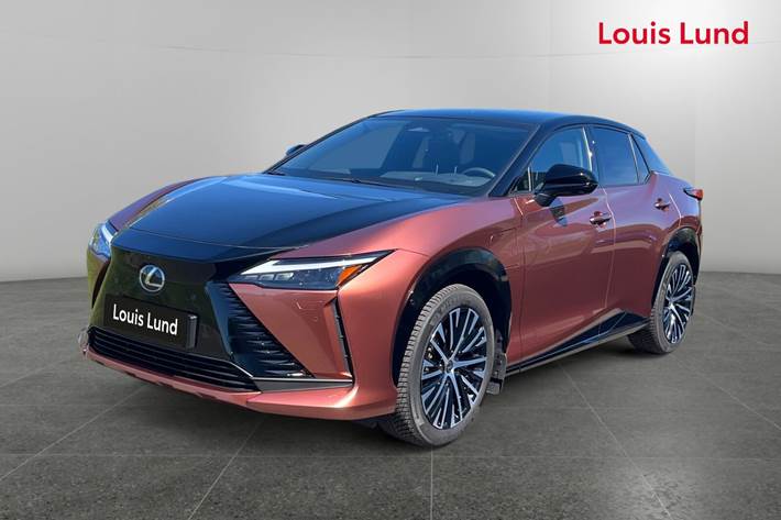 Rød Lexus RZ fra 2025