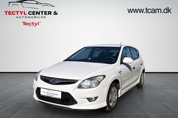 Hvid Hyundai i30 fra 2012