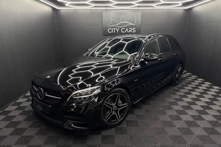 Sort Mercedes C220 d fra 2021