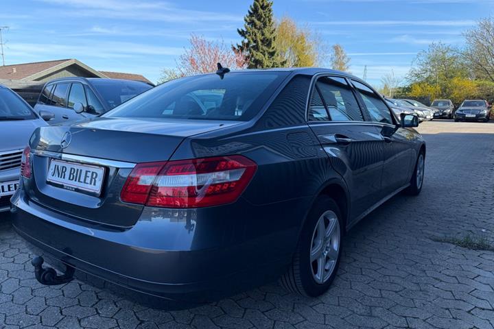 undefined Mercedes E200 fra 2011