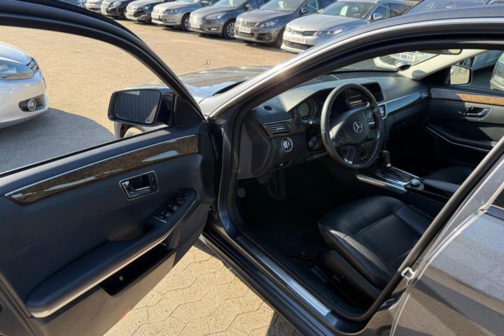 undefined Mercedes E200 fra 2011