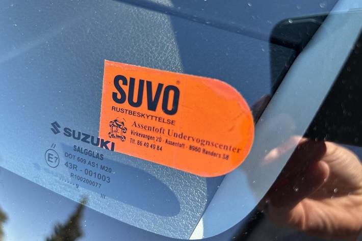 Sort Suzuki Vitara fra 2019