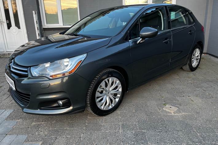 Grå Citroën C4 fra 2013