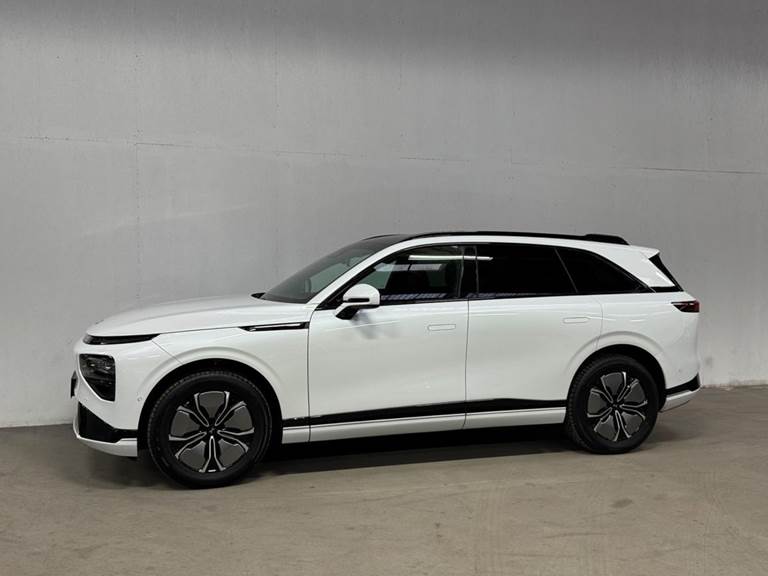 Xpeng G9 Standard Range