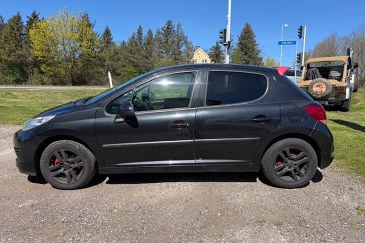 undefined Peugeot 207 fra 2010