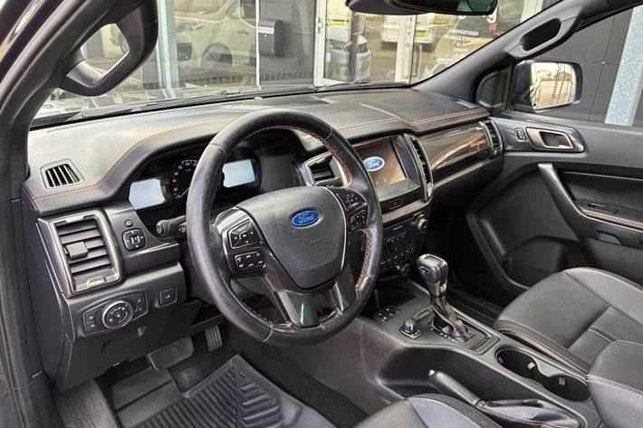 Grå Ford Ranger fra 2021
