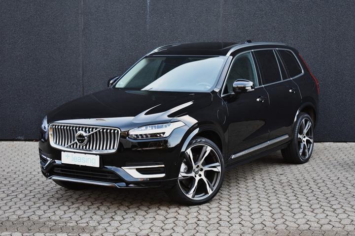 Sort Volvo XC90 fra 2022 set udefra