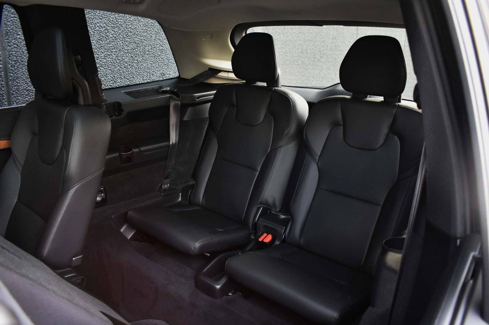 Sort Volvo XC90 fra 2022