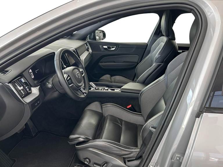 Volvo XC60 2,0 T6 Recharge Plugin-hybrid Plus AWD 350HK 5d 8g Aut.