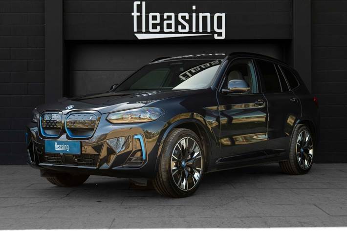 Sort BMW iX3 fra 2022